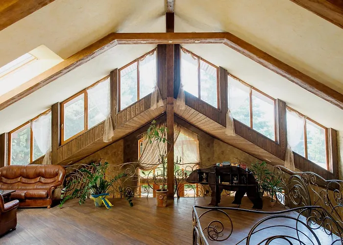 Zolota Gora Hotel-Rancho Ужгород